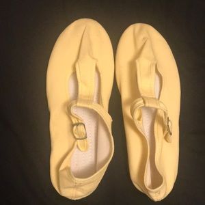 Urban outfitters Tstrap cloth shoes